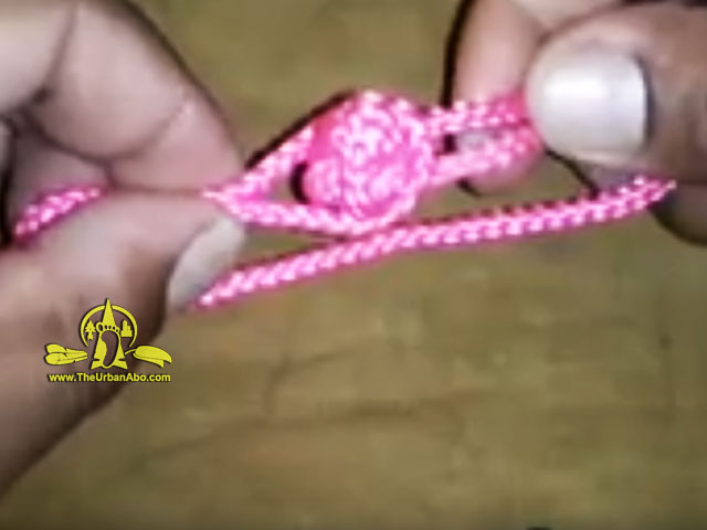  How to: Tie A Frog-Button 